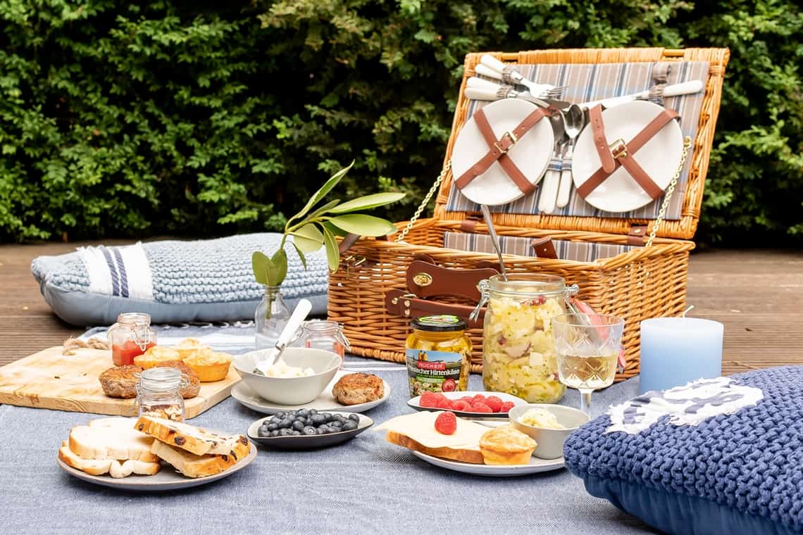 Sommer-Picknick – mit diesen 7 Tipps und Lieblingsrezepten gelingt es!